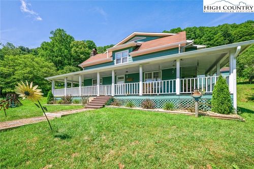 31 Bailey-Mathes Farm Ln, Newland, NC, 28657-7399 | Card Image