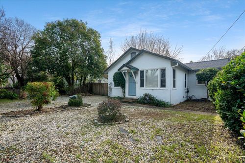409 Smile Place, Redding, CA, 96001 | Card Image