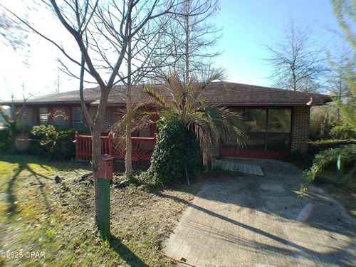 2397 6th Ave, Alford, FL, 32420-6815 | Card Image