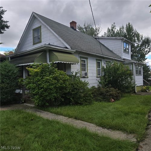 17108 Deforest Avenue, Cleveland, OH, 44128 | Card Image