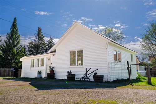 332 2nd Ave S, Belt, MT, 59412-7528 | Card Image