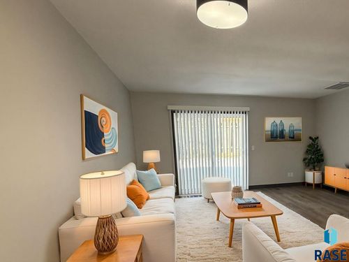 4617 S Baha Ave Avenue, Sioux Falls, SD, 57106 | Card Image