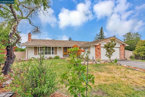 92 Gaywood Pl, Moraga, CA, 94556-1716 | Card Image