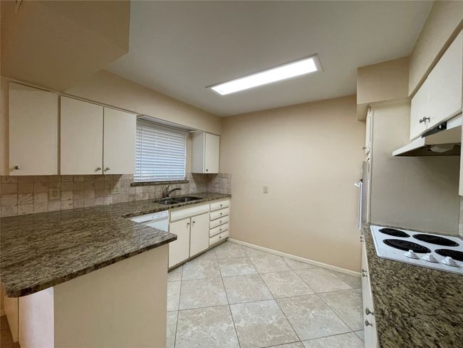 1303 Northlake Dr, House other with 3 bedrooms, 2 bathrooms and null parking in Richardson TX | Image 9