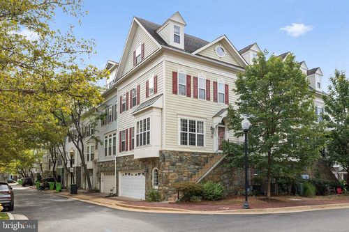 5068 Minda Ct, ALEXANDRIA, VA, 22304-7773 | Card Image