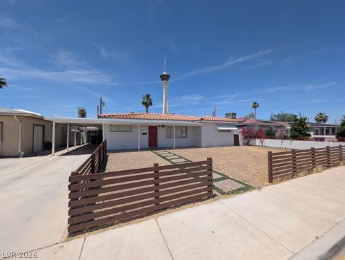2216 Santa Ynez Dr, Las Vegas, NV, 89104-2607 | Card Image