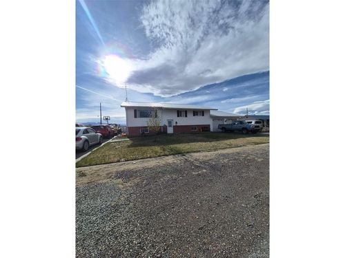583 Pine St, Monte Vista, CO, 81144-9521 | Card Image