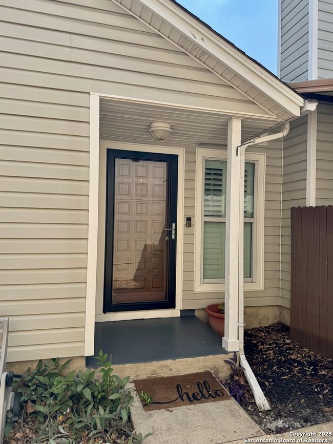 5739 Spring Moon St, House other with 2 bedrooms, 2 bathrooms and null parking in San Antonio TX | Image 4