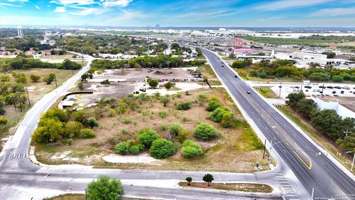 5760 Fm 78, Kirby, TX, 78219-1167 | Card Image