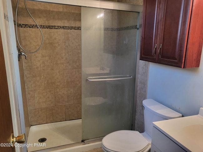 Primary Bedroom Bath | Image 13