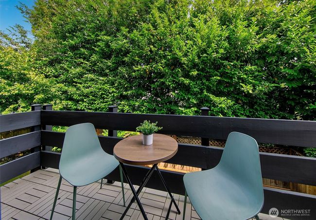 4314 Linden Ave N, Townhouse with 3 bedrooms, 4 bathrooms and 1 parking in Seattle WA | Image 7