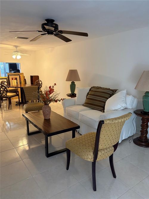 4201 Hampton Dr, NEW PORT RICHEY, FL, 34652-5210 | Card Image