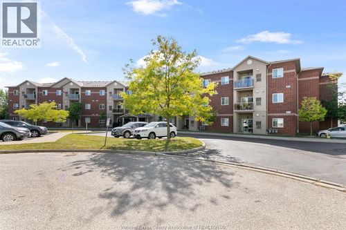 211-1885 Westview Ave, Lasalle, ON, N8Y4V3 | Card Image