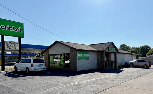 2347 Maple-Rear Avenue, Zanesville, OH, 43701 | Card Image