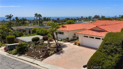 125 E Avenida Junipero, San Clemente, CA, 92672 | Card Image
