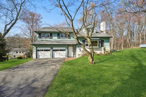 7 Archer Ln, Scotch Plains, NJ, 07076-2005 | Card Image