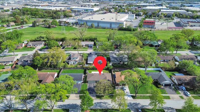 601 Sycamore Dr, House other with 3 bedrooms, 2 bathrooms and 2 parking in Elk Grove Village IL | Image 37