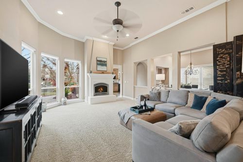 8720 Oakmere Ct, Roseville, CA, 95747-6391 | Card Image