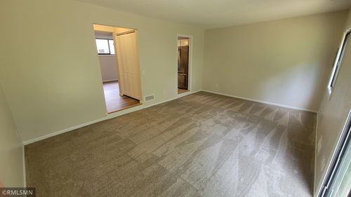 7508 Germane Trl, Apple Valley, MN, 55124-7674 | Card Image