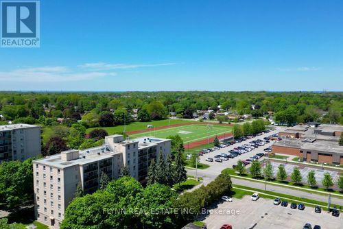 103-6390 Huggins St, Niagara Falls, ON, L2J1H1 | Card Image