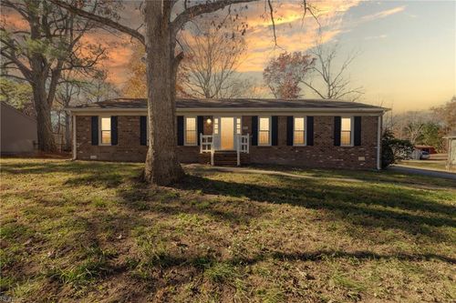 7836 Woodbrook Rd, Quinton, VA, 23141-1710 | Card Image