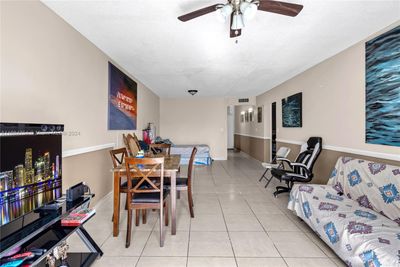 1-104 - 9911 W Okeechobee Rd, Condo with 1 bedrooms, 1 bathrooms and null parking in Hialeah Gardens FL | Image 3