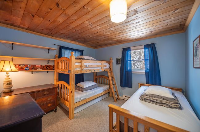 48 Upper Highlands Loop, House other with 5 bedrooms, 2 bathrooms and null parking in West Dover VT | Image 16