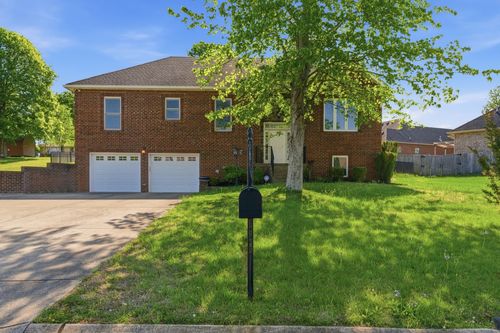 2010 Rebekah Dr, Greenbrier, TN, 37073-5048 | Card Image