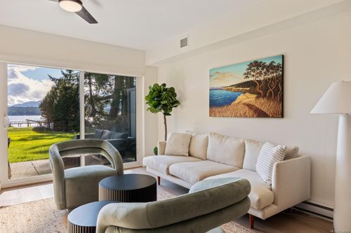 210-4305 Shingle Spit Rd, Hornby Island, BC, V0R1Z0 | Card Image