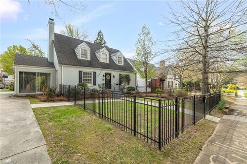 1811 W Friendly Ave, Greensboro, NC, 27403-1240 | Card Image