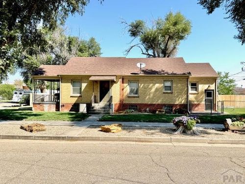 211 S 3rd St, Lamar, CO, 81052-2813 | Card Image