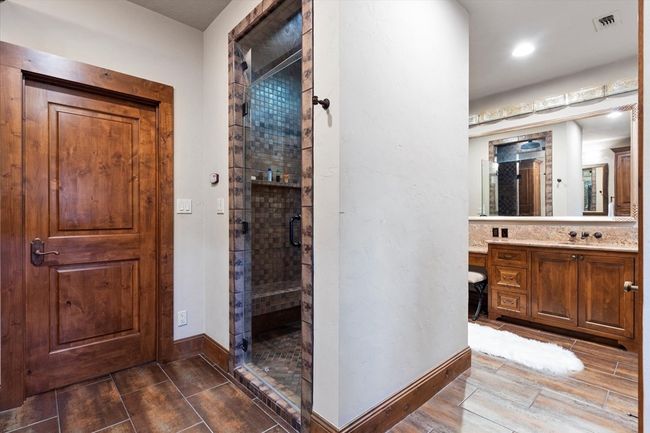556 Cliff View Loop, Home with 6 bedrooms, 7 bathrooms and null parking in Harper TX | Image 35
