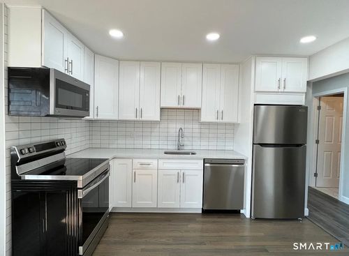 270R East St, Plainville, CT, 06062 | Card Image