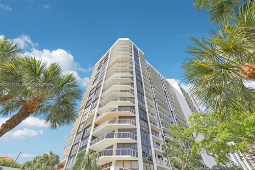 1007-3640 Yacht Club Dr, Aventura, FL, 33180-3571 | Card Image