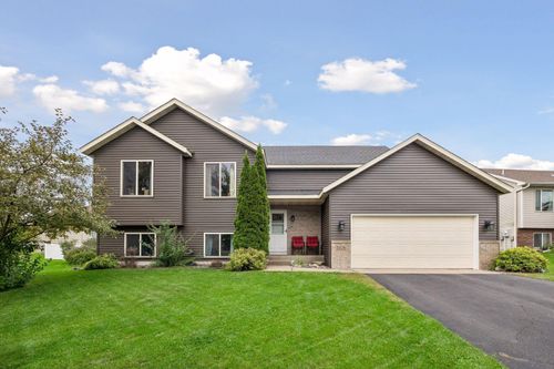8676 Fairhill Ln, Monticello, MN, 55362-4625 | Card Image