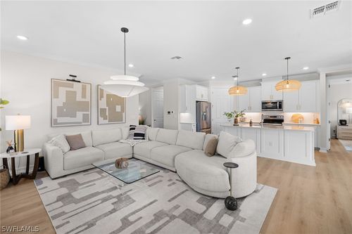 488 Polihale Way, NAPLES, FL, 34114-8351 | Card Image