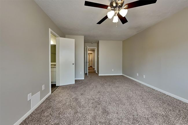 29122 Waltham St, House other with 4 bedrooms, 2 bathrooms and 2 parking in Spring TX | Image 9