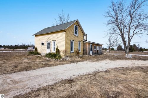 17140 Honor Highway, Interlochen, MI, 49643 | Card Image