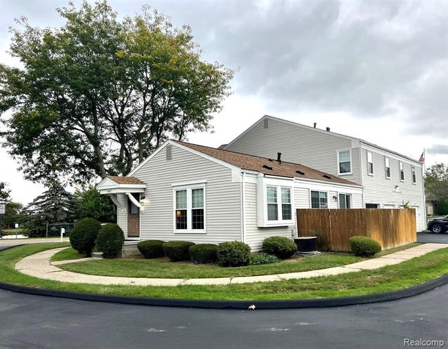 161 23553 Meeting Hall Lane, Sold in Novi Zoocasa