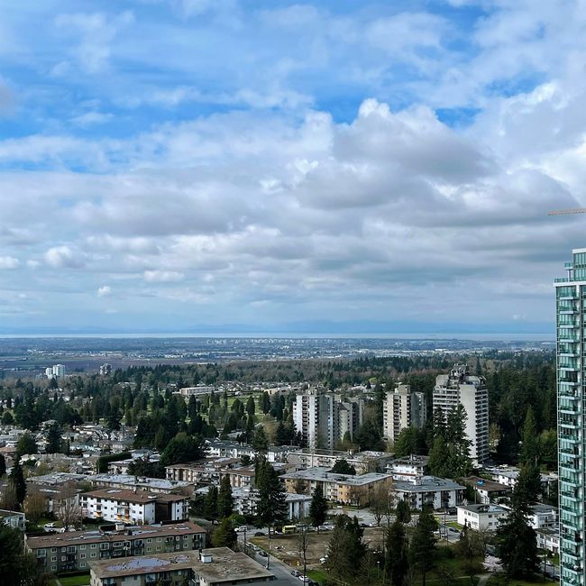 2707 - 6461 Telford Avenue, Condo with 2 bedrooms, 2 bathrooms and 1 parking in Burnaby BC | Image 2