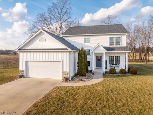 2343 Pebble Brook Path, Orrville, OH, 44667-9438 | Card Image