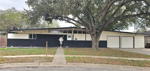 708 Santa Anita Dr, Kingsville, TX, 78363-3420 | Card Image