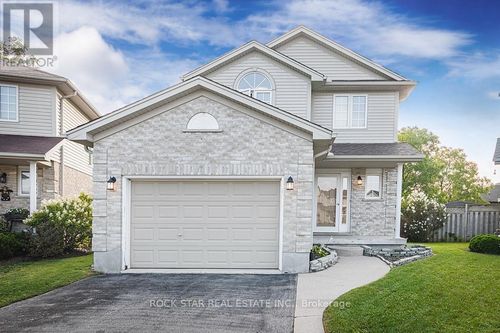 9872 Florence St, Saint Thomas, ON, N5P4L3 | Card Image