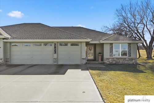 2823 Lakeside Dr, Plattsmouth, NE, 68048-8030 | Card Image