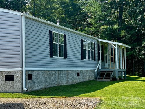 448 Hopson Heritage Ln, Green Mountain, NC, 28740-5538 | Card Image