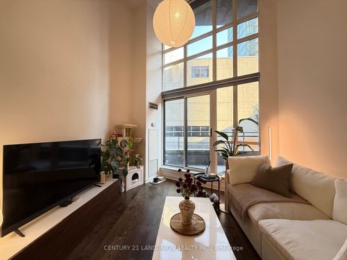 203-255 Richmond St E, Toronto, ON, M5A4T7 | Card Image