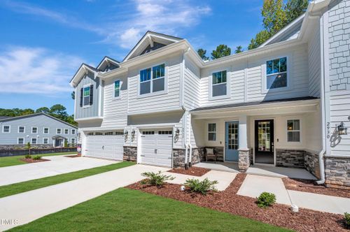 2932 Springmoor Dr, Raleigh, NC, 27615 | Card Image