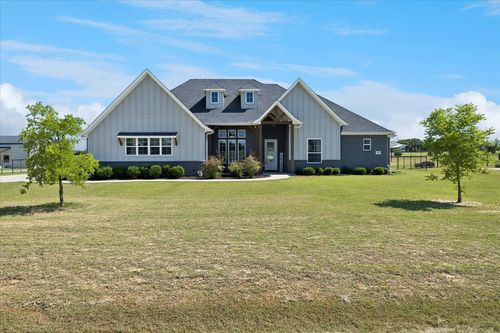 112 Friendship Way, Boyd, TX, 76023-4267 | Card Image
