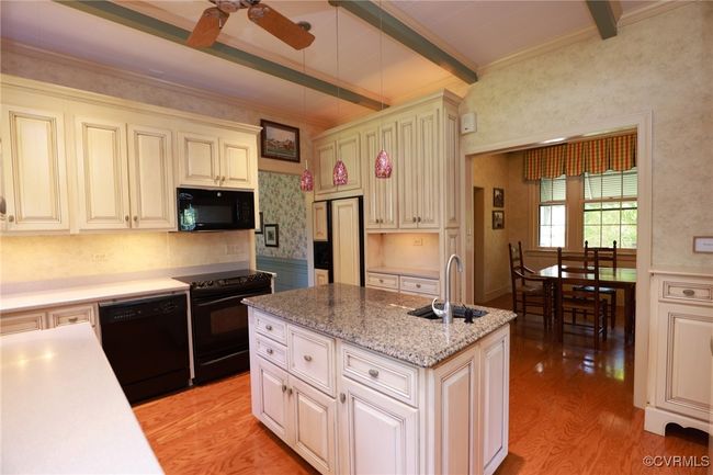 614 Main St, House other with 4 bedrooms, 5 bathrooms and null parking in Blackstone VA | Image 18