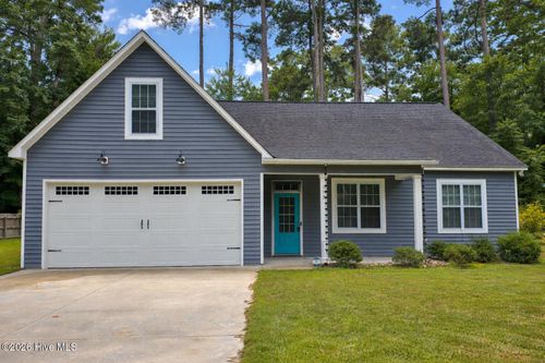 102 Ironwood Dr, Greenville, NC, 27834-6834 | Card Image